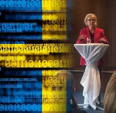 Svensk Flagga Med Ettor Och Nollor; Charlotte Petri Gornitzka, Gd, Msb; It Säkerhet, Cybersäkerhet Sq