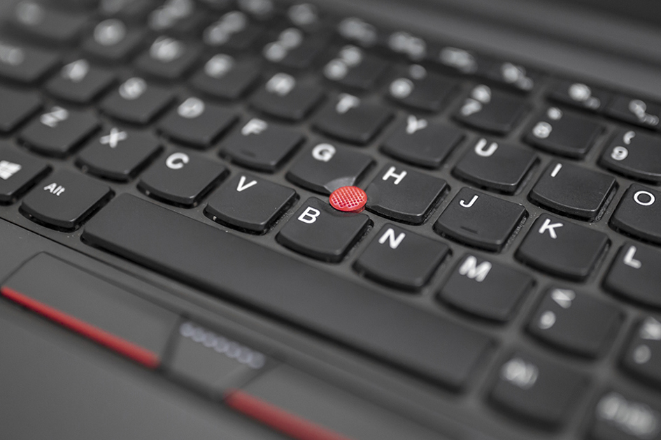 ett tangentbord från en thinkpad.jpg